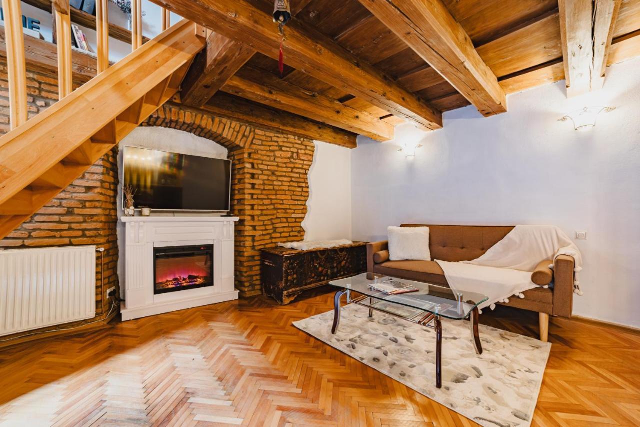 Albert Residence With Complimentary Parking Brasov Exterior photo