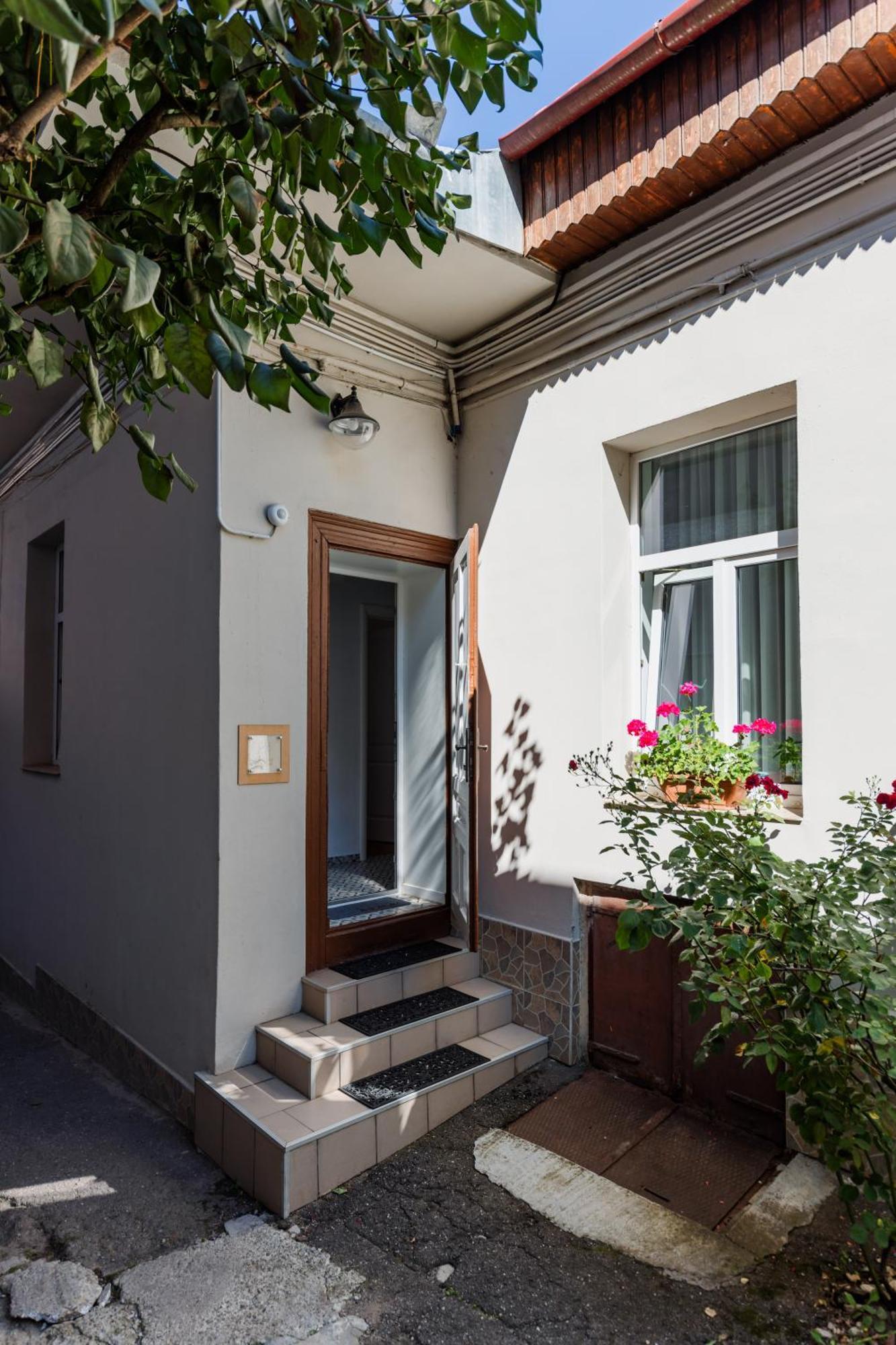 Albert Residence With Complimentary Parking Brasov Exterior photo