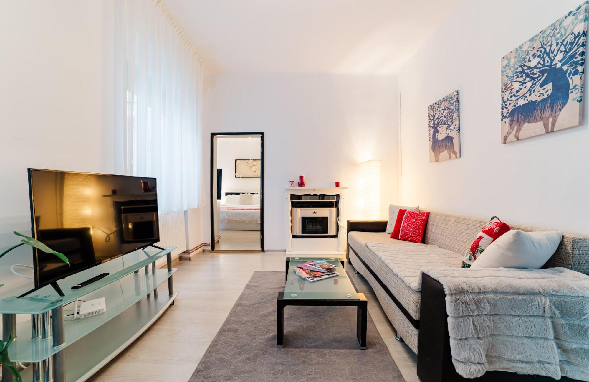 Albert Residence With Complimentary Parking Brasov Exterior photo